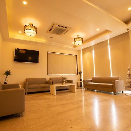 Grand Arcadia Hotel Tiruchirappalli Bagian luar foto