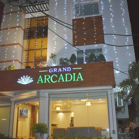 Grand Arcadia Hotel Tiruchirappalli Bagian luar foto