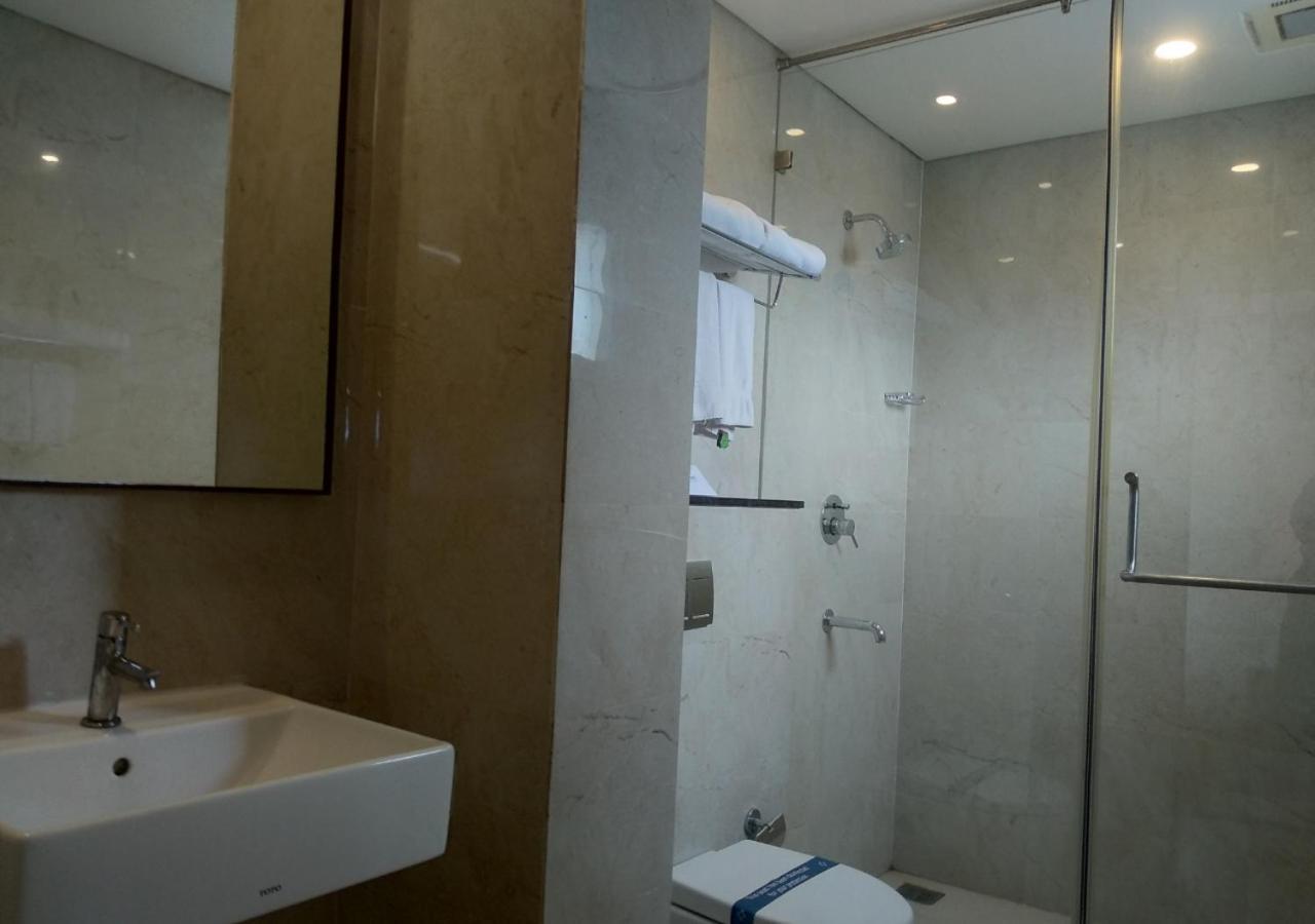 Grand Arcadia Hotel Tiruchirappalli Bagian luar foto