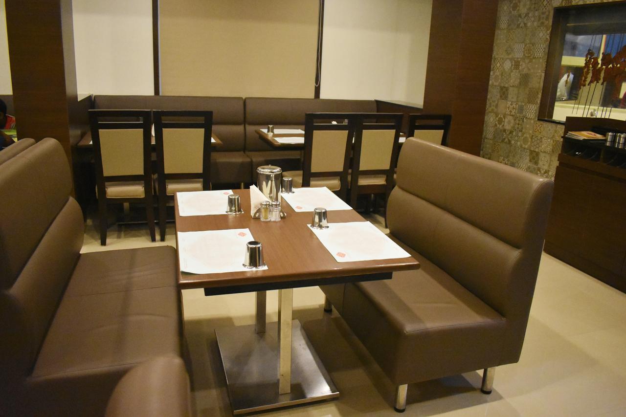 Grand Arcadia Hotel Tiruchirappalli Bagian luar foto